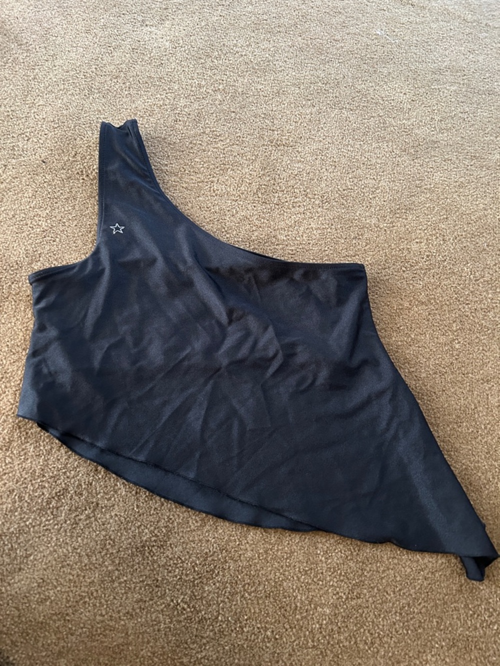 FRANKIES BIKINIS One-Shoulder Black Swim Top L